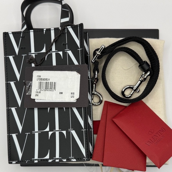Valentino Garavani VLTN Collectible Mini Bag – Iconic Logo Print – Made in Italy - Picture 6 of 8